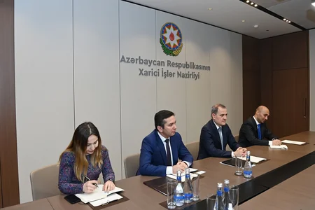 Ceyhun Bayramov BMT Baş katibinin köməkçisi ilə bölgədəki son vəziyyəti müzakirə edib