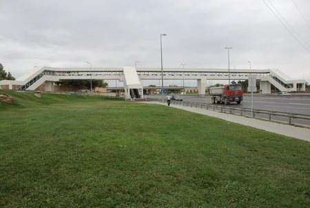 Heydər Əliyev prospektində 6 yerüstü piyada keçidinin üzlükləri yenilənib