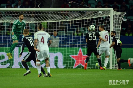 ÇL: Qarabağ  Roma qarşılaşması maraqlı anlarla yadda qalıb - FOTOREPORTAJ
