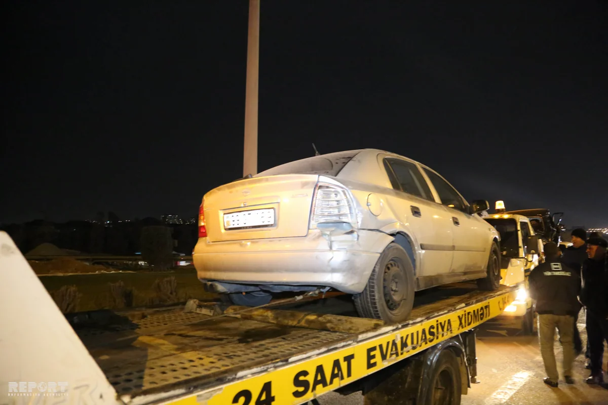 Bakıda yol qəzası olub, xəsarət alanlar var - FOTO - VİDEO - YENİLƏNİB