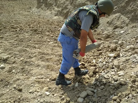 Bakı-Quba yolunda raket tapılıb