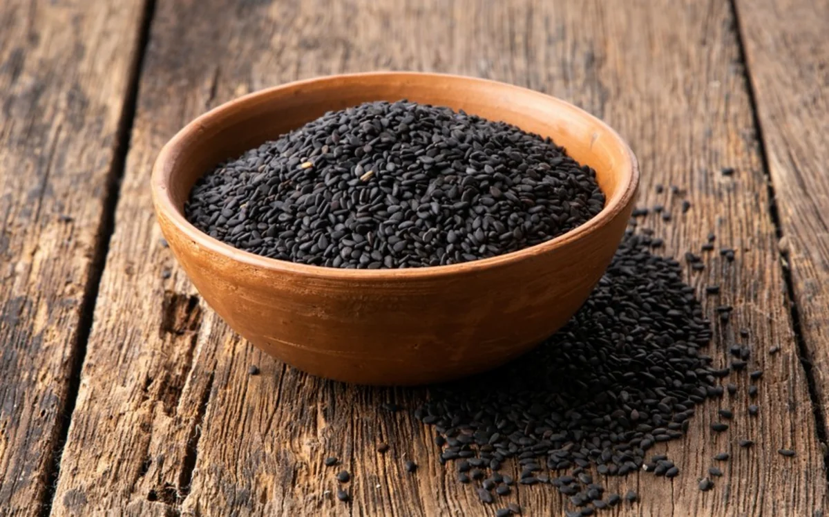 Азербайджан возобновил импорт семян кунжута из ОАЭ