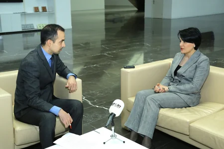 Xanım deputat: “Qadınlarla bağlı problem həmişə var...” - MÜSAHİBƏ