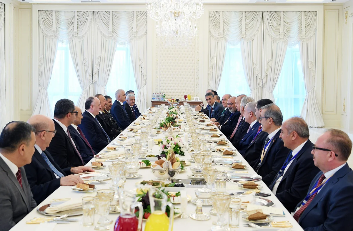 Meeting of Azerbaijani and Turkish presidents in expanded format held as part of working dinner