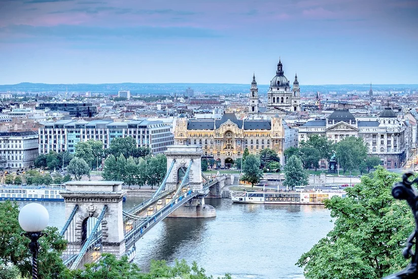 Глава МИД Азербайджана посетит Венгрию с официальным визитом