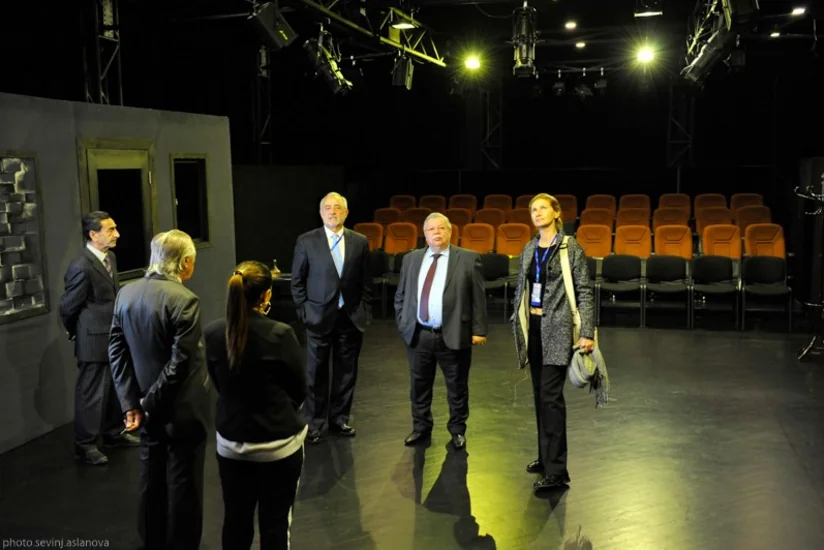 Azdrama və Bolqarıstan Milli Teatrı arasında əməkdaşlıq memorandumu imzalanıb