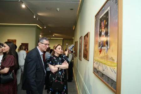 Heydar Aliyev Center hosts Brazilian artist`s exhibition Reflection of Eternity