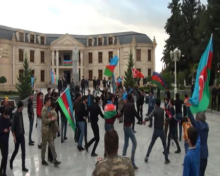 Şuşanın azad edilməsi xəbəri Kürdəmirdə böyük sevinc hissi ilə qarşılanıb