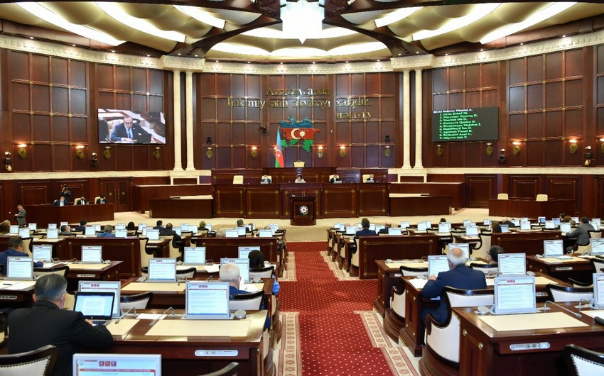 Təhsil fəaliyyəti ilə bağlı bir sıra vasitələr gömrük rüsumundan azad olunur