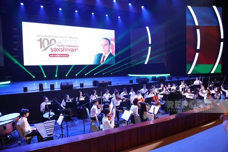 Heydər Əliyevin 100 illik yubileyinə həsr olunan konsert keçirilib