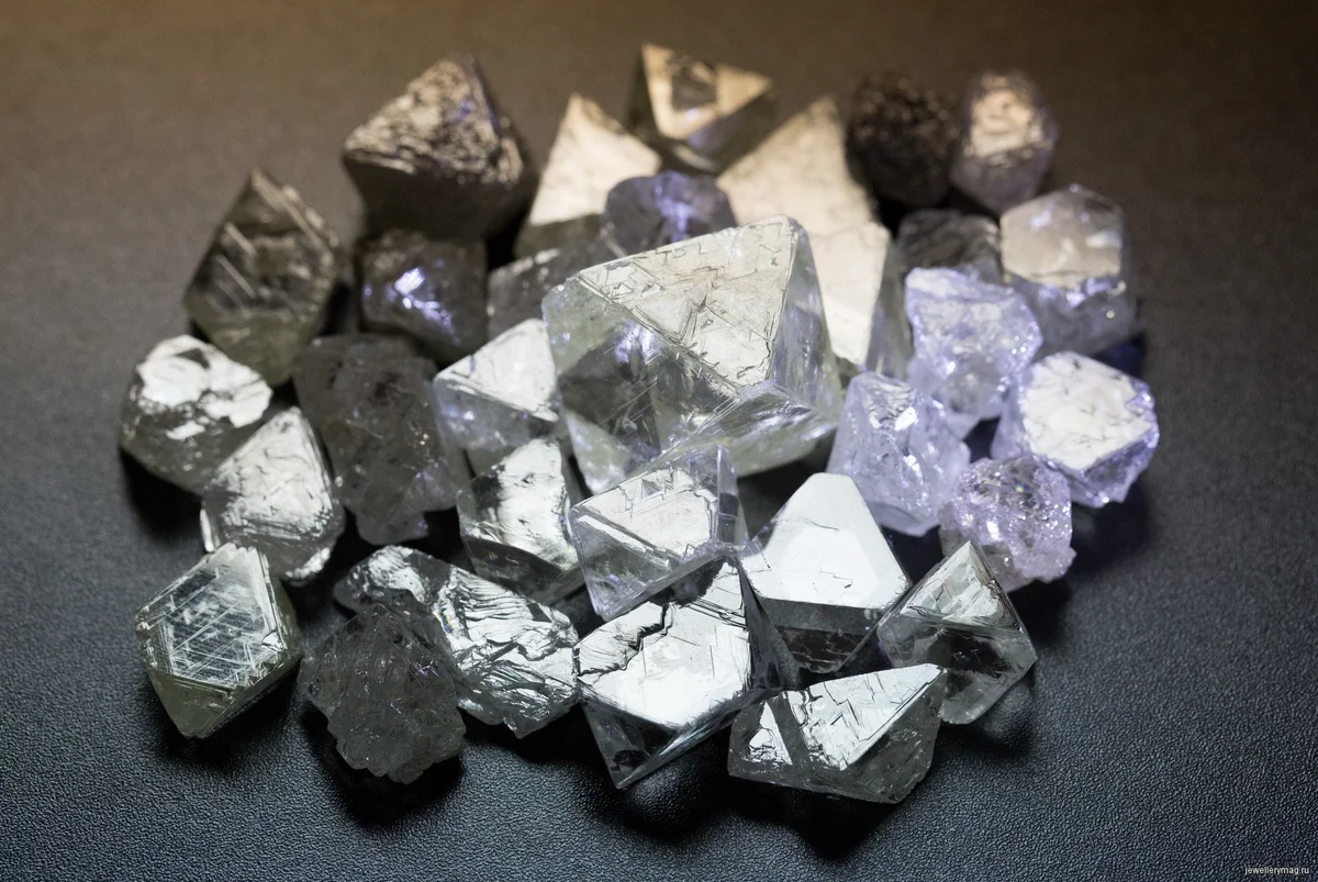 В ЮАР добыли алмаз массой более 340 карат