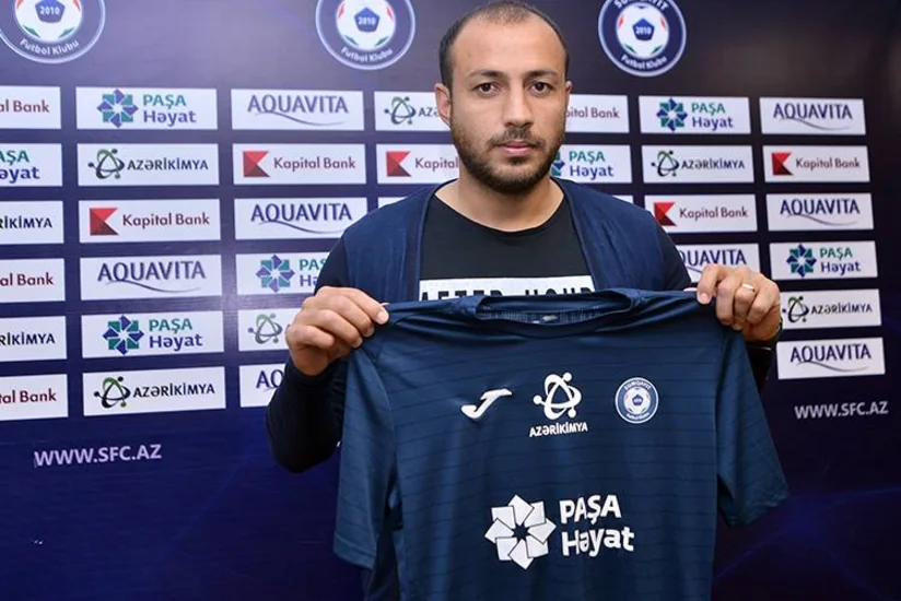 “Sumqayıt” klubu “Kəpəz” komandasının kapitanı ilə müqavilə bağlayıb