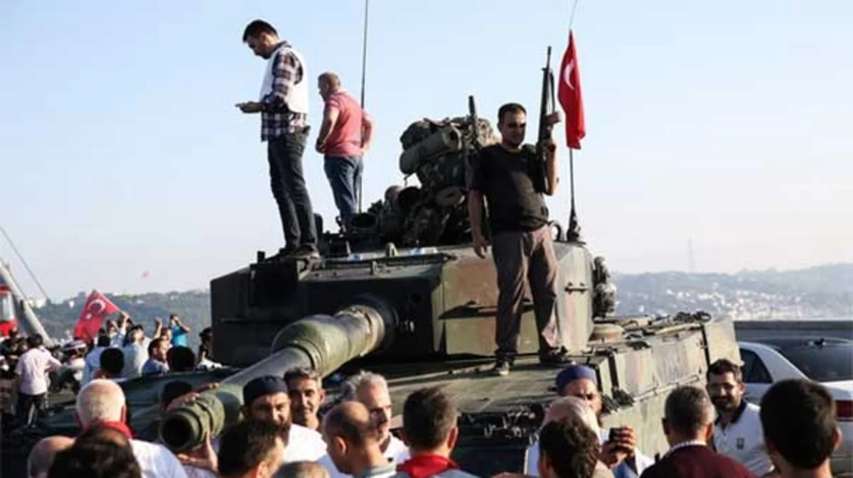 Türkiyədə şəhər mərkəzlərindən ağır zirehli texnikalar çıxarılacaq