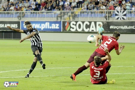 Neftçi Sumqayıtı məğlub edib, məşqçi və futbolçular arasında dava düşüb - VİDEO