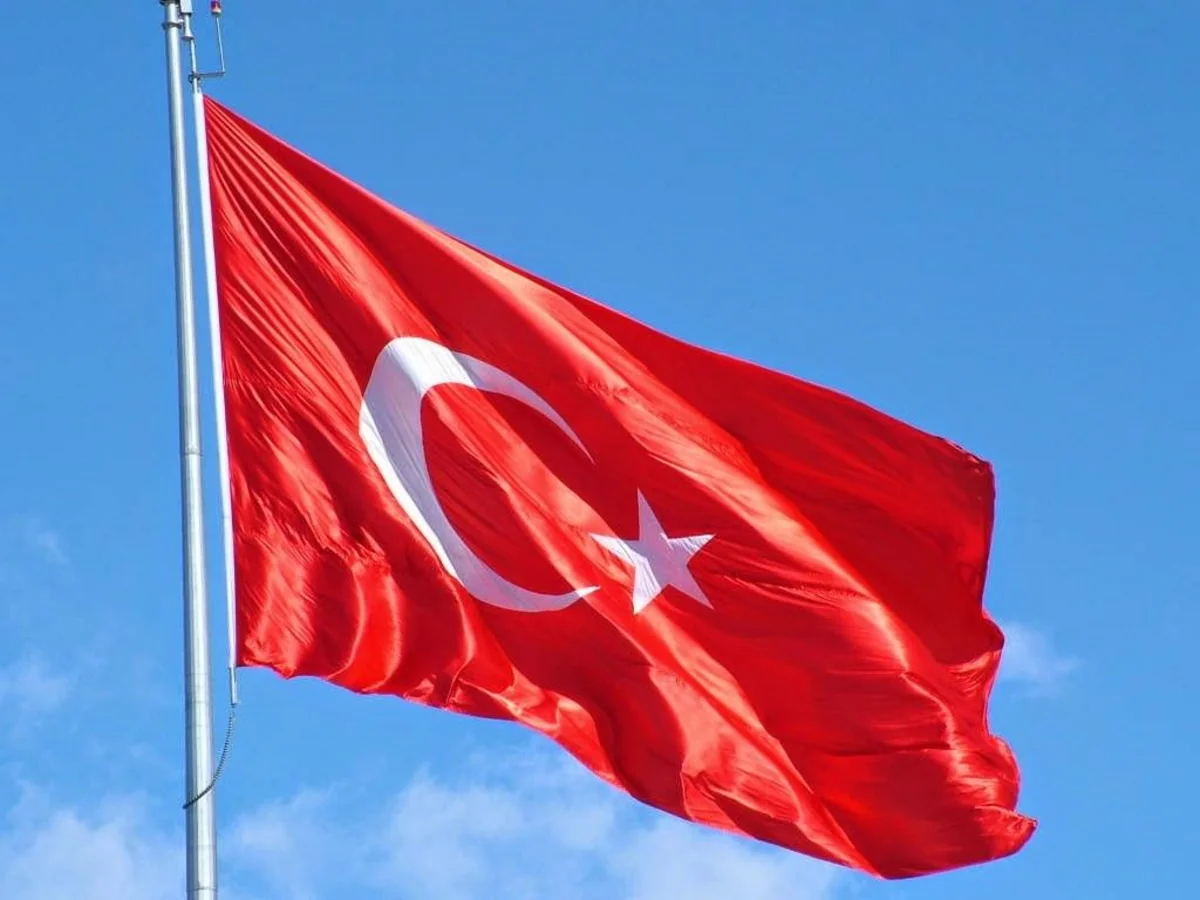 Türkiyədə 23 hərbçi dövlət çevrilişinə cəhdlə bağlı azadlıqdan ömürlük məhrum edilib