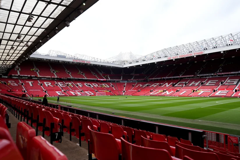 Mançester Yunayted Old Traffordun yerində yeni stadionun tikintisinə başlamağı planlaşdırır
