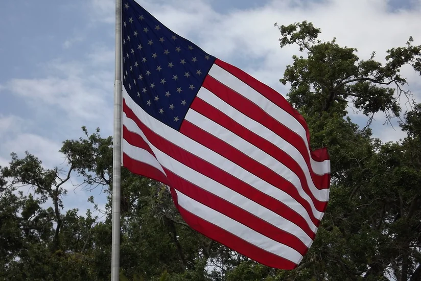 ABŞ-ın Qırğızıstandakı səfirliyi vətəndaşlarını küçəyə çıxmamağa çağırıb