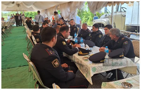Bakıda silahlı insident zamanı həlak olan polislər dəfn edilib - YENİLƏNİB