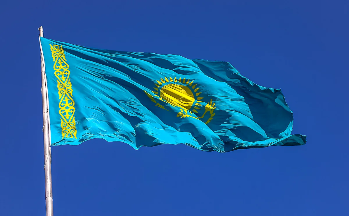 Russia restricts shipment of Kazakh oil, gets its coal banned in response