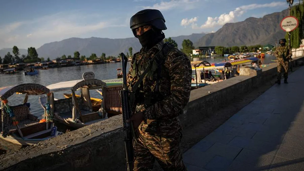 KİV: Hindistan-Pakistan sərhədində yenidən atışma baş verib