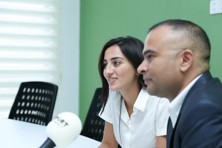 BBF-də gənc sahibkarlara təlim keçən Manu Şarma: “Azərbaycanda da ən azından Kanadadakı qədər sosial sahibkarlığa maraq var” - MÜSAHİBƏ