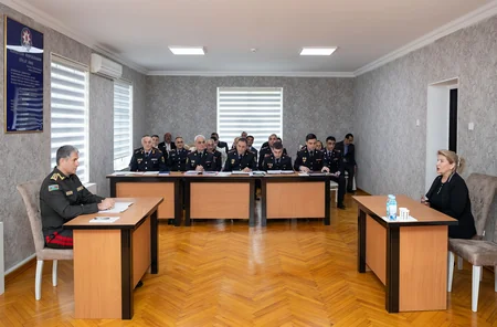 Daxili işlər naziri Sabirabadda vətəndaş qəbulu keçirib