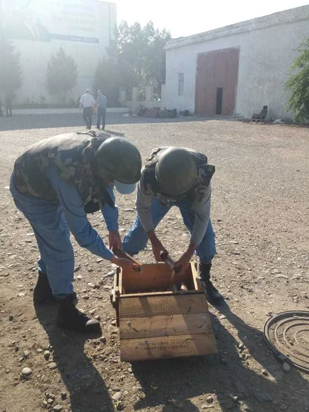 Bakıda 21 tüstü qumbarası tapılıb