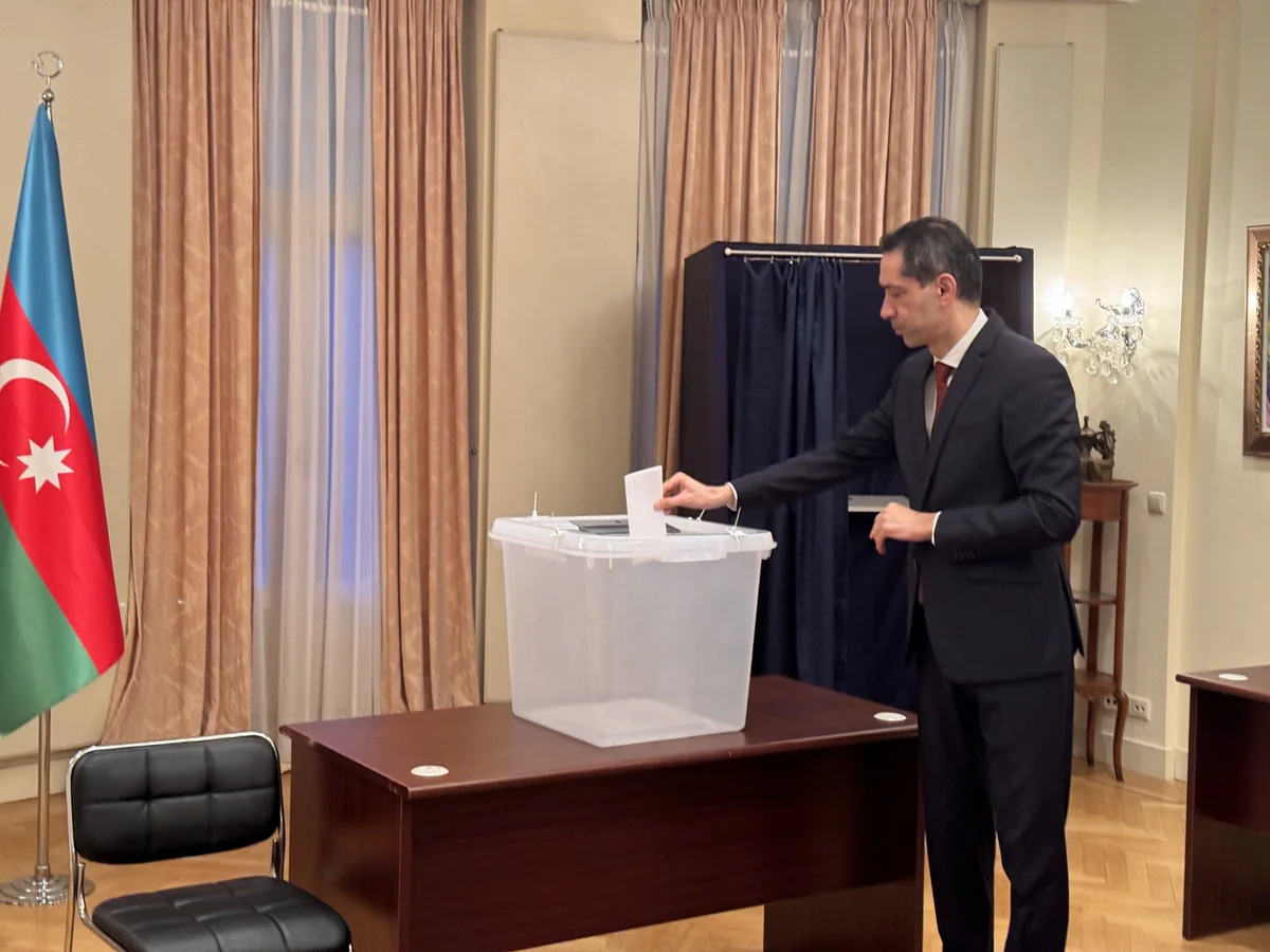 Ambassador: Over 20% of registered Azerbaijani citizens in Netherlands participated in voting