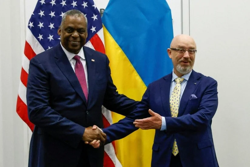 ABŞ və Ukraynanın müdafiə nazirləri Kiyevə yardım qrupunun iclasının prioritetlərini müzakirə ediblər