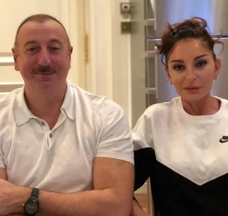Leyla Əliyeva: Prezidentimizə və bütün Azərbaycan xalqına Allahdan cansağlığı, xoşbəxtlik və uğurlar diləyirəm - FOTO