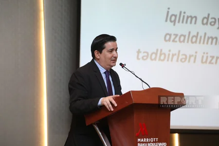 Ulu öndərin 100 illik yubileyinə həsr olunan simpozium keçirilib