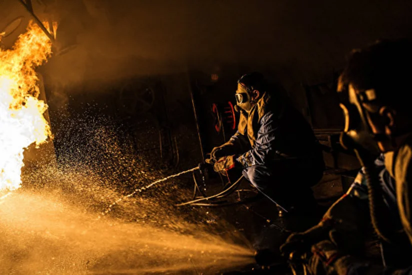 Huge fire occurs at Iran's oil refinery