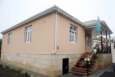 Zaqatalada Milli Qəhrəmanın ailəsi evlə təmin olunub