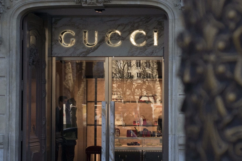 Kering, владеющая Gucci и Balenciaga, закрывает магазины в России