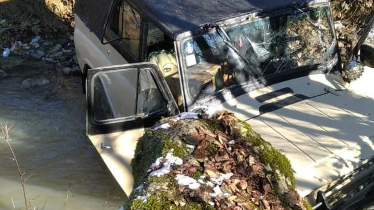 Lerikdə müəllim yol qəzasında ölüb