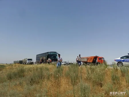 Baku-Tbilisi passenger bus collided with Kamaz , about 30 passengers injured - PHOTO