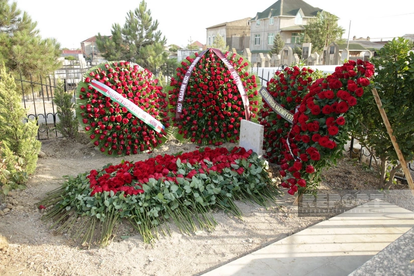 Madər Musayev dəfn edilib - YENİLƏNİB