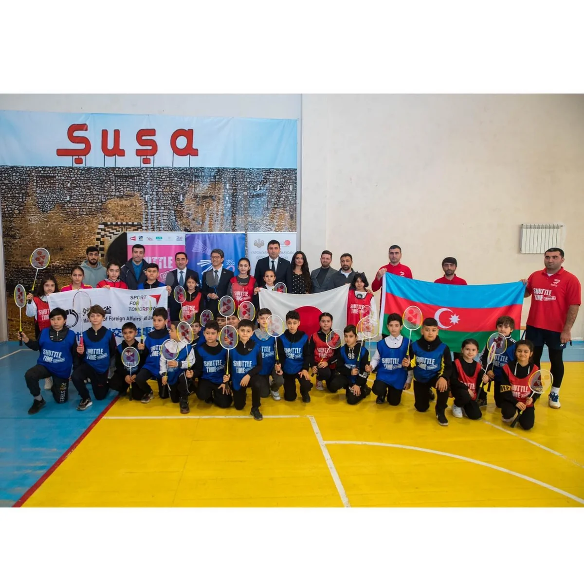 Yaponiyanın Azərbaycandakı səfiri və ABF rəhbərliyinin məktəblilərlə görüşü olub