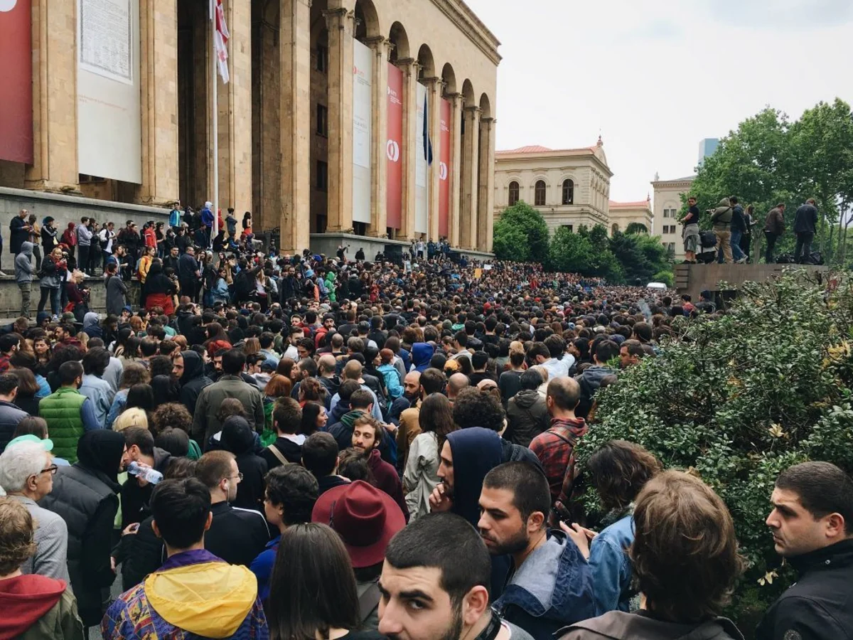 В Тбилиси проходят акции протеста