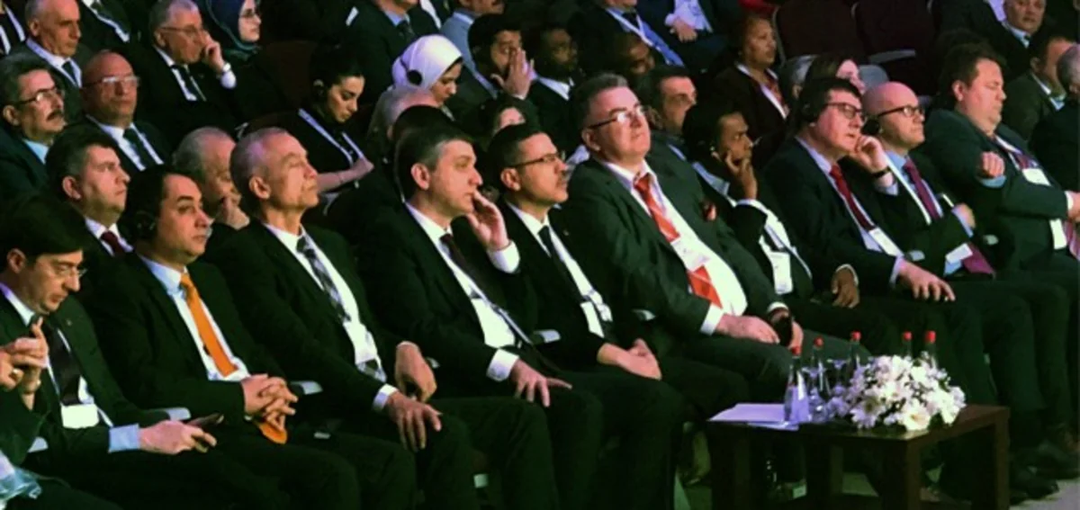 Hesablama Palatasının nümayəndə heyəti beynəlxalq müzakirələrdə iştirak edir