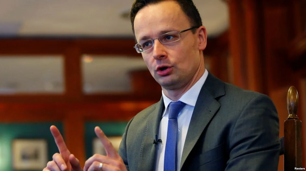 Венгрия высылает консула Украины