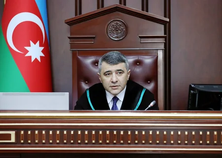 Ali Məhkəmə ər-arvadın əmlakının bölünməsi ilə bağlı mübahisələrə dair qərar verib