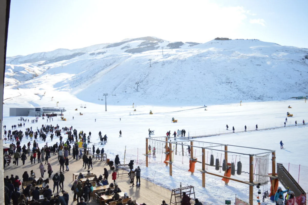 “Şahdağ” Qış-Yay Turizm Kompleksi Turizm Agentliyinin tabeliyindən çıxarılıb