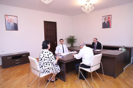 Baş prokuror Samuxda vətəndaşları qəbul edib
