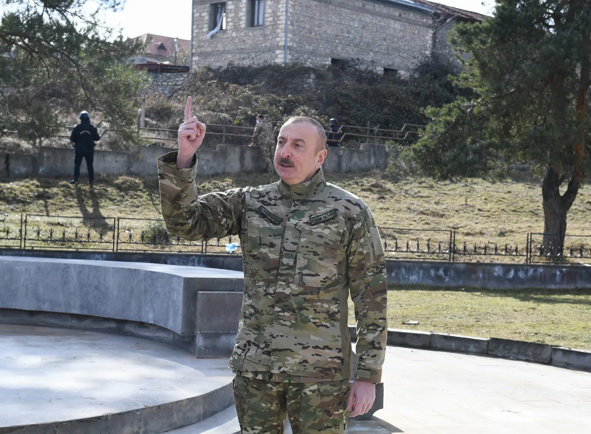 Президент: В армянской армии было 10 тыс. дезертиров, ни один наш военный не бежал с поля боя