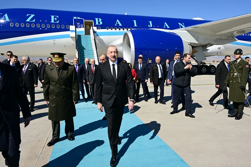İlham Əliyev Ankaraya işgüzar səfər edib