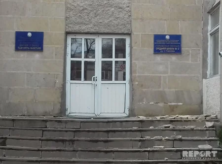 Şamaxıda baş verən zəlzələ zamanı orta məktəb qəzalı vəziyyətə düşüb - FOTO