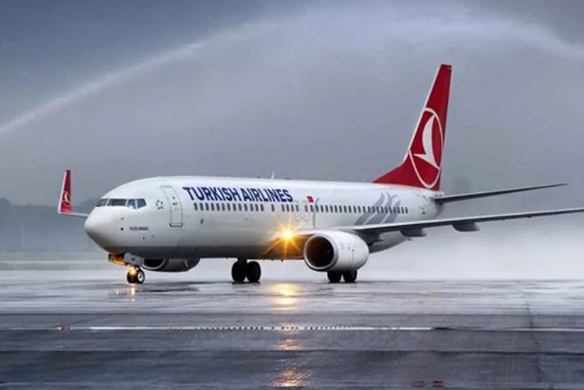 Türkiyədə ildırım vuran sərnişin təyyarəsi təcili eniş edib