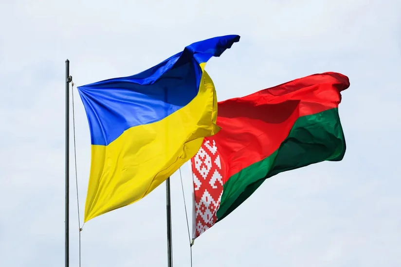 Украина вышла из соглашения о воздушном сообщении с Беларусью