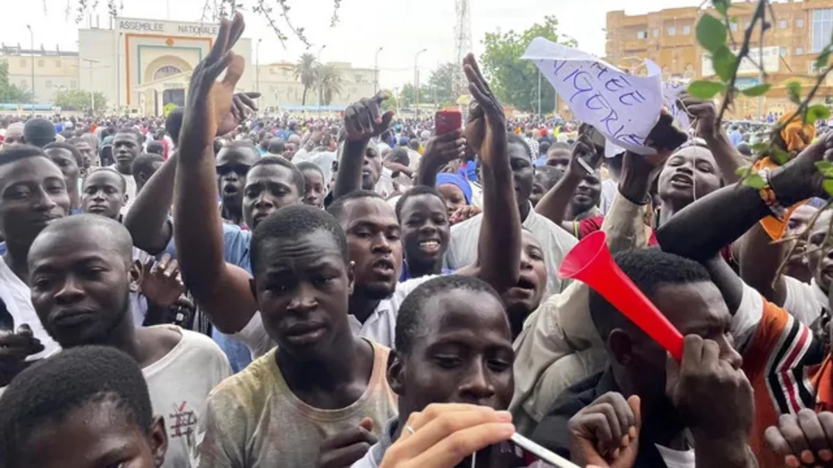 Nigerdə Fransa hərbçilərinə qarşı aksiya keçirilib